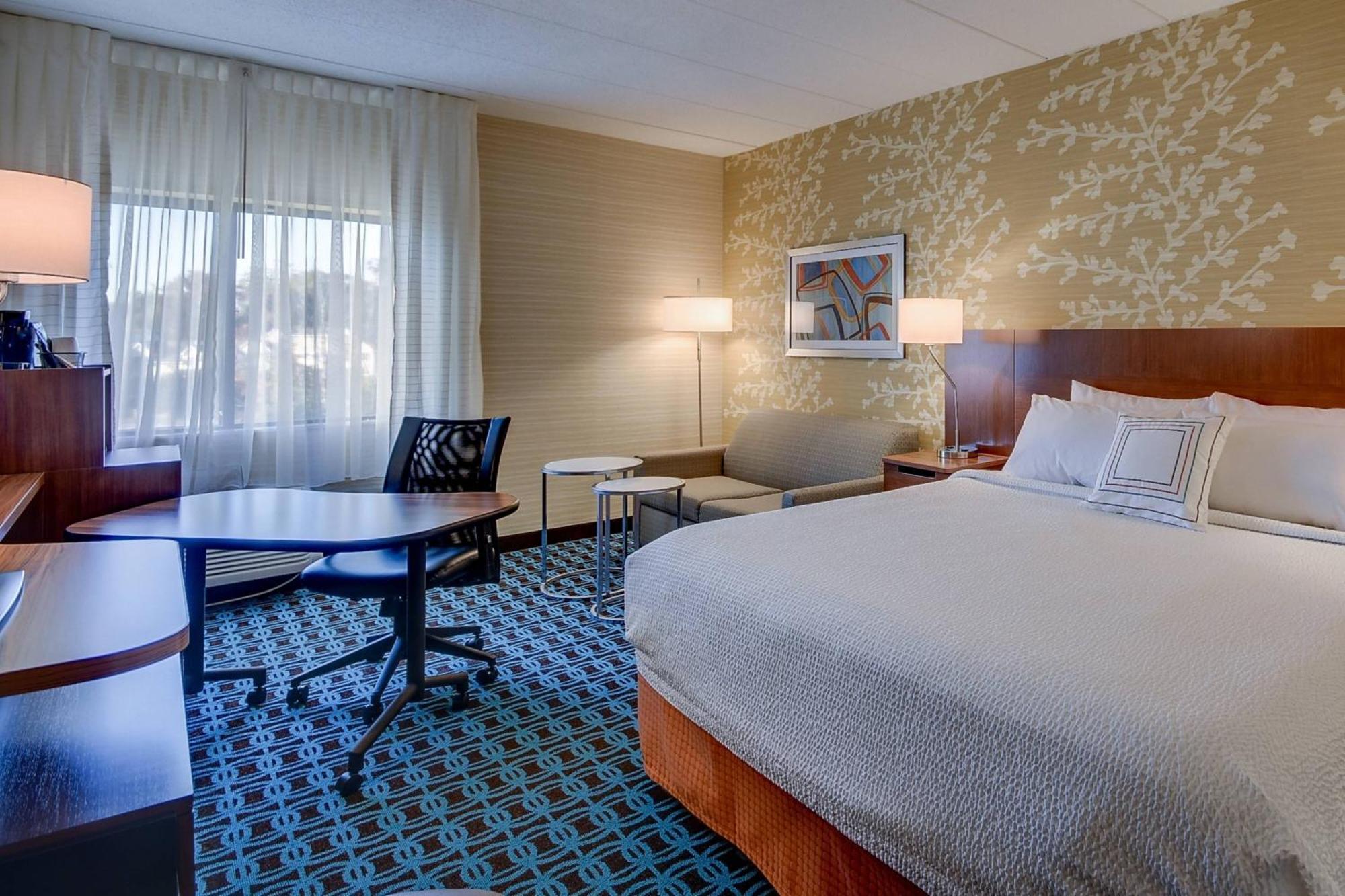 Fairfield Inn Portsmouth Seacoast Экстерьер фото