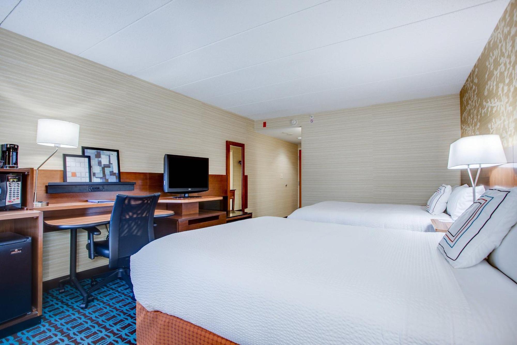 Fairfield Inn Portsmouth Seacoast Экстерьер фото